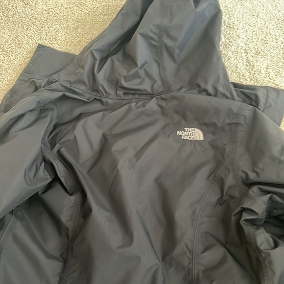 The north face lightweight jacket with hood xs - Picture 4 of 4